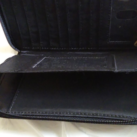 Ladies Wallet - Picture 8 of 12